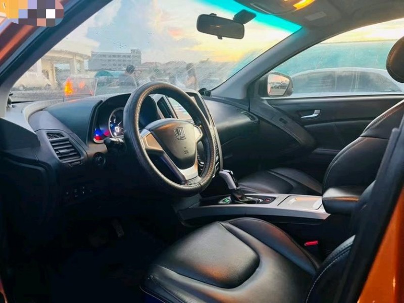 东莞16年纳智捷优6 SUV4