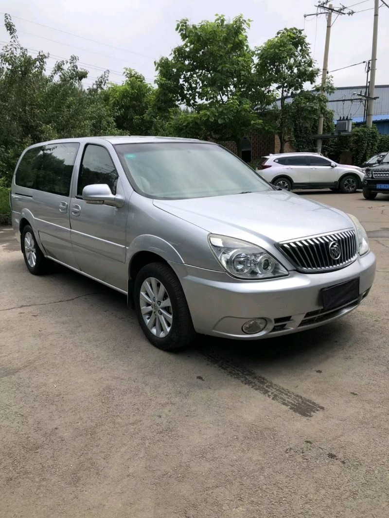 沈阳13年别克GL82