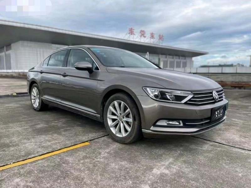 东莞17年大众迈腾3