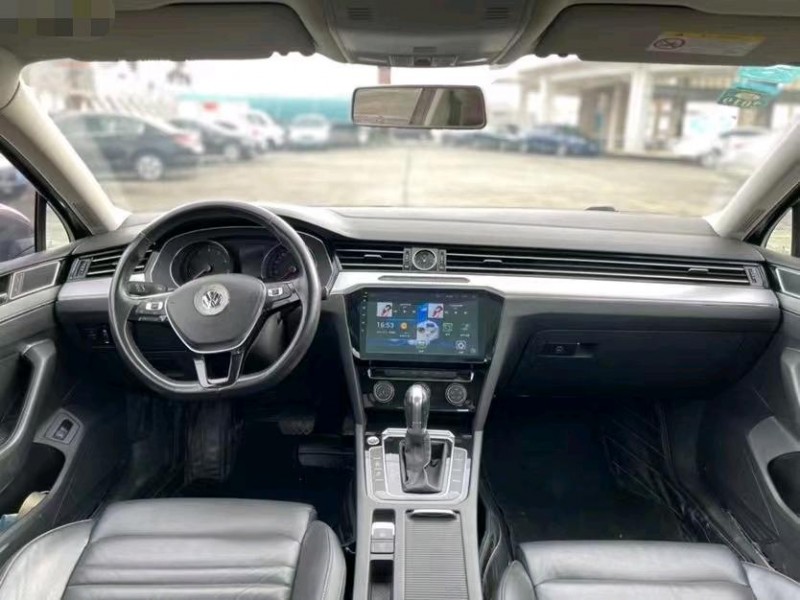 东莞17年大众迈腾5