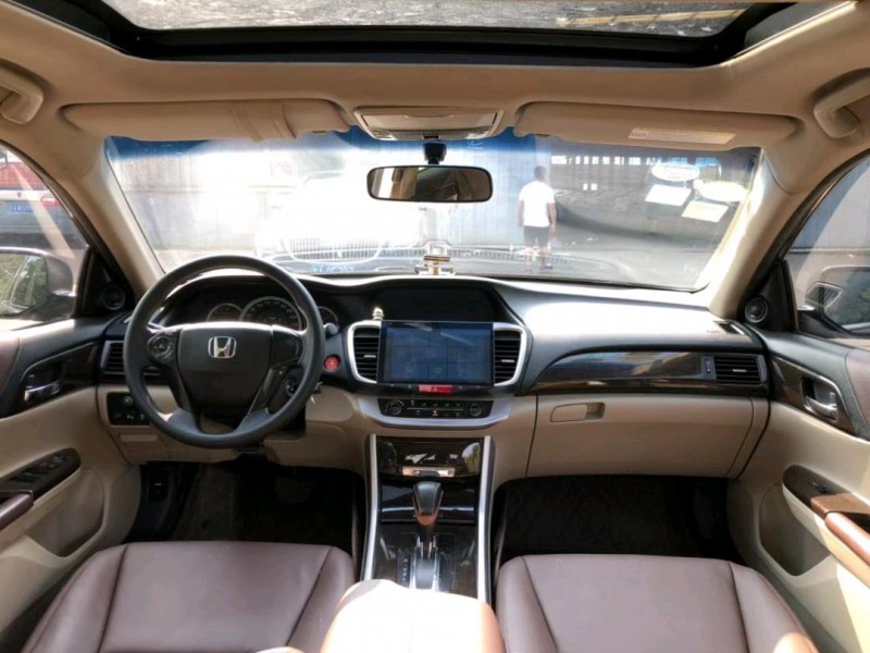 沈阳15年本田雅阁9