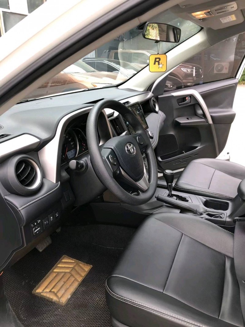 沈阳18年丰田RAV4荣放4