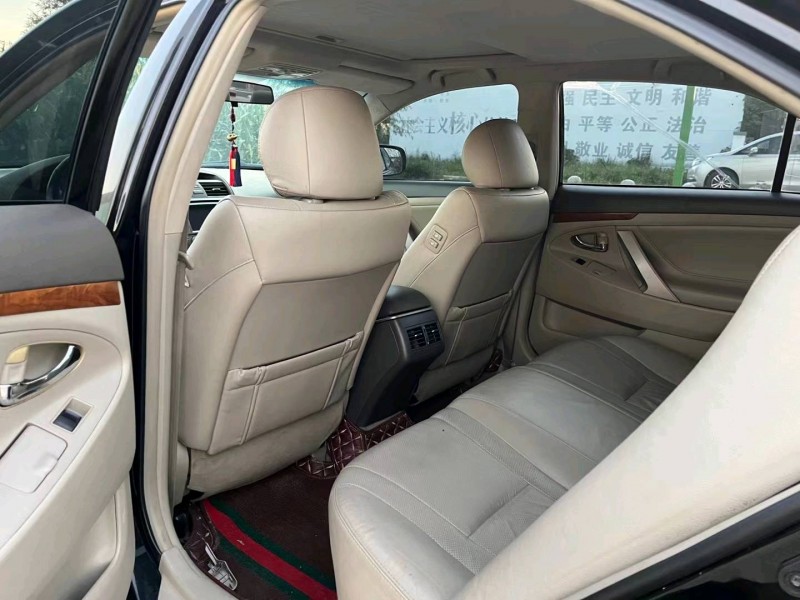 徐州11年丰田凯美瑞4