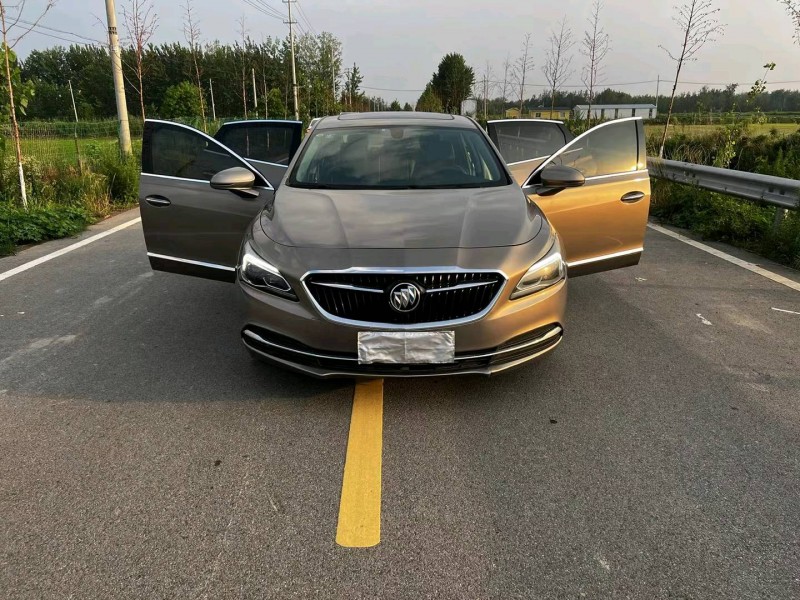 徐州18年别克君越8