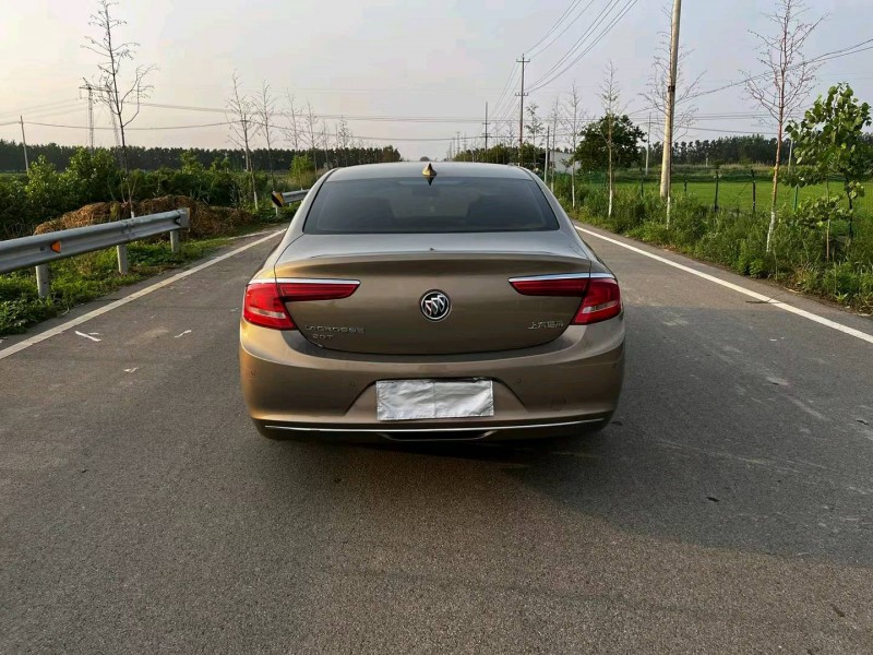 徐州18年别克君越9