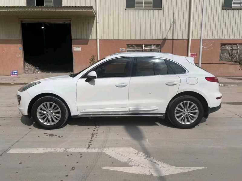 东莞17年众泰SR98