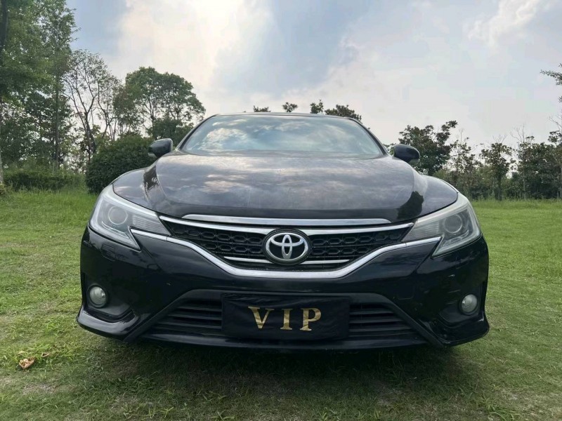 徐州13年丰田锐志1