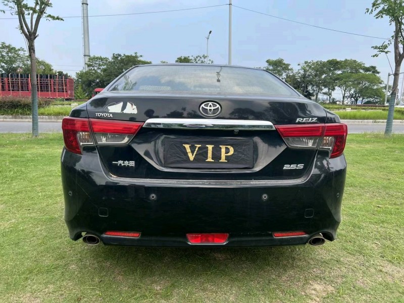 徐州13年丰田锐志8