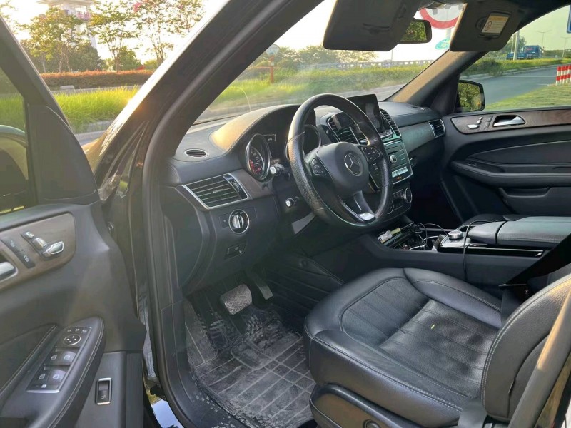 泰州18年奔驰GLE4