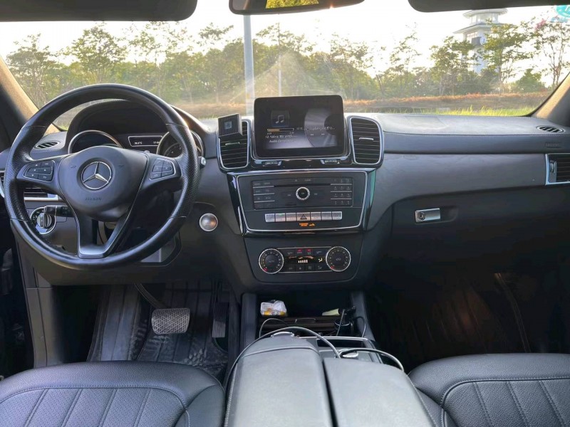 泰州18年奔驰GLE5