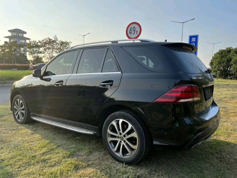 泰州18年奔驰GLE9