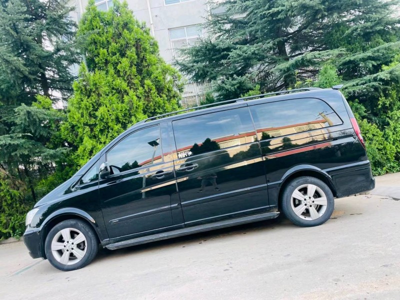 烟台12年奔驰唯雅诺7