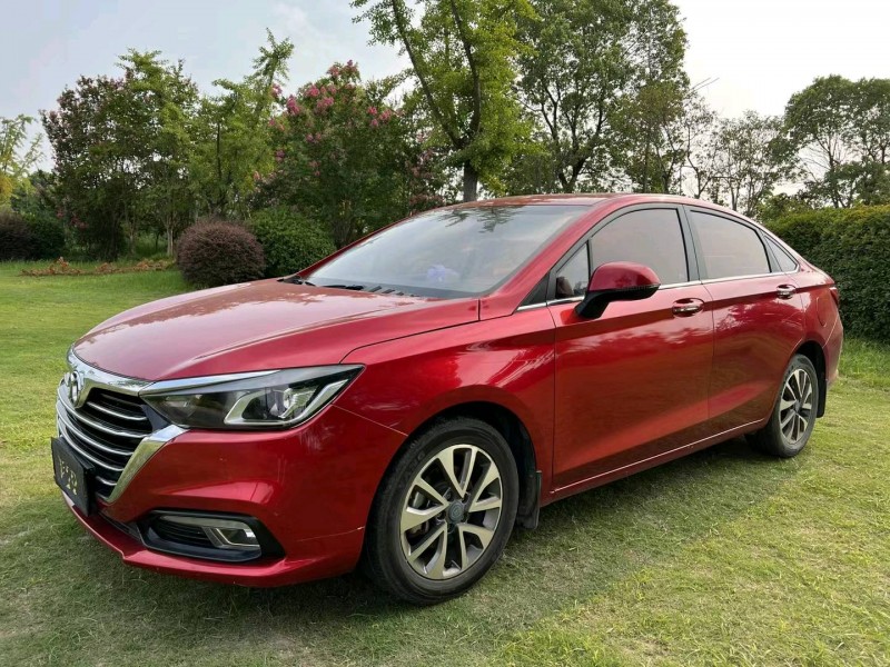 徐州18年北汽绅宝D507