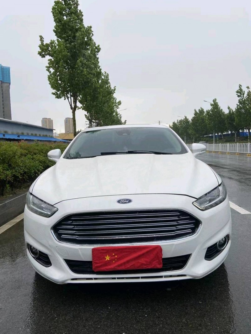 青岛15年福特蒙迪欧1