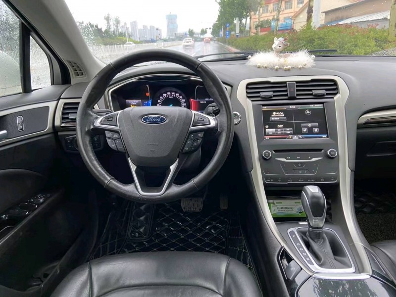 青岛15年福特蒙迪欧5