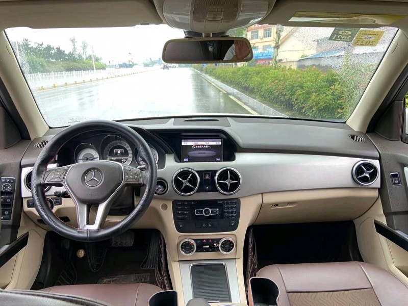 青岛13年奔驰GLK5