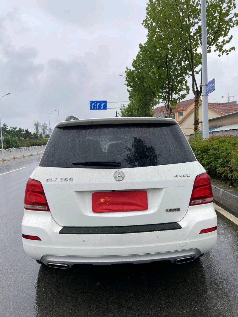 青岛13年奔驰GLK9