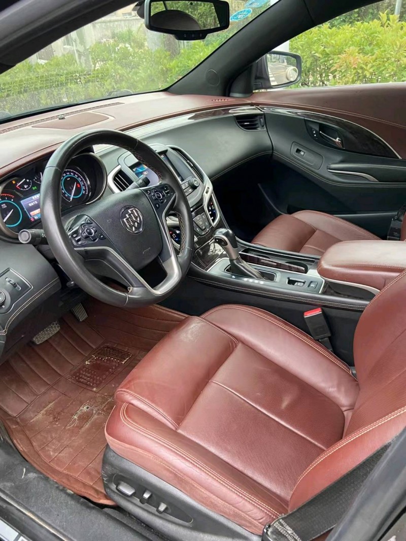 青岛14年别克君越6