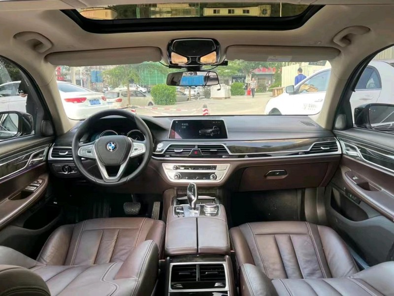 东莞18年宝马7系5