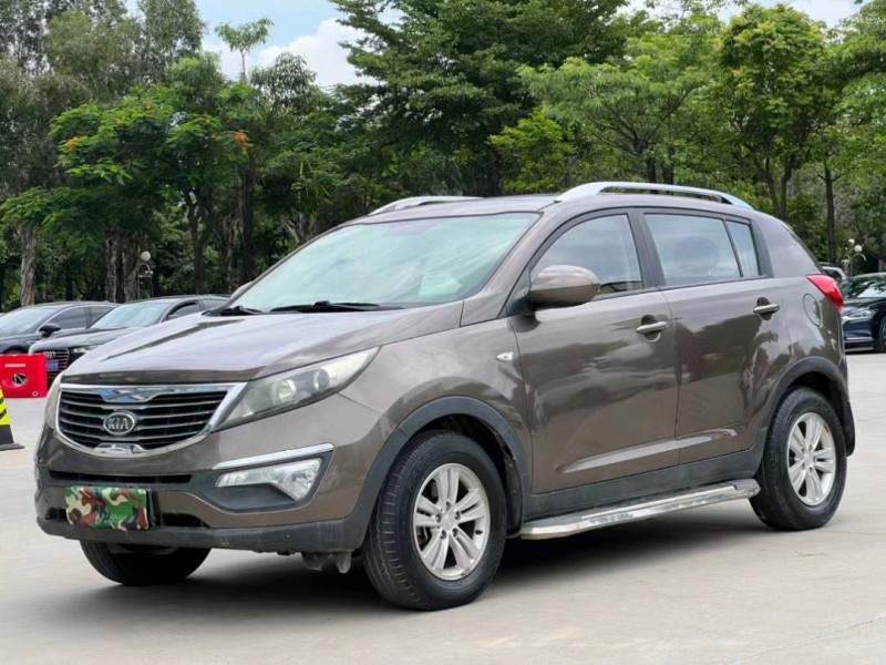 东莞14年起亚智跑3