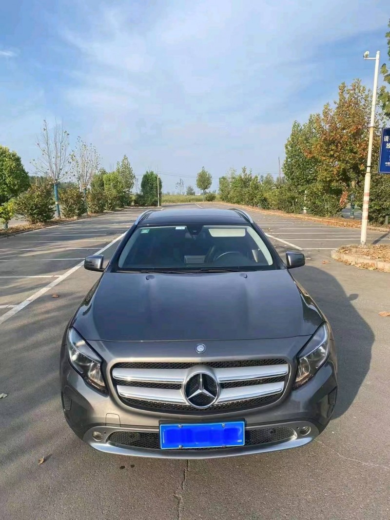 东营16年奔驰GLA1