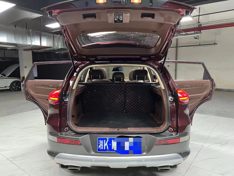 成都18年獵豹汽車CS109