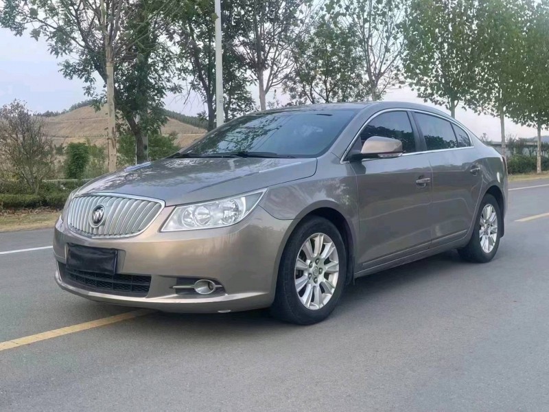 徐州12年别克君越7