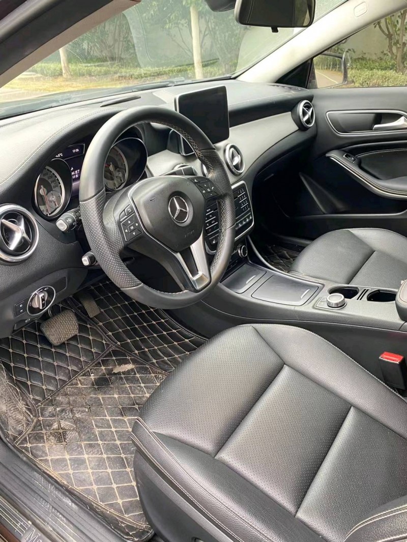 徐州16年奔驰CLA6