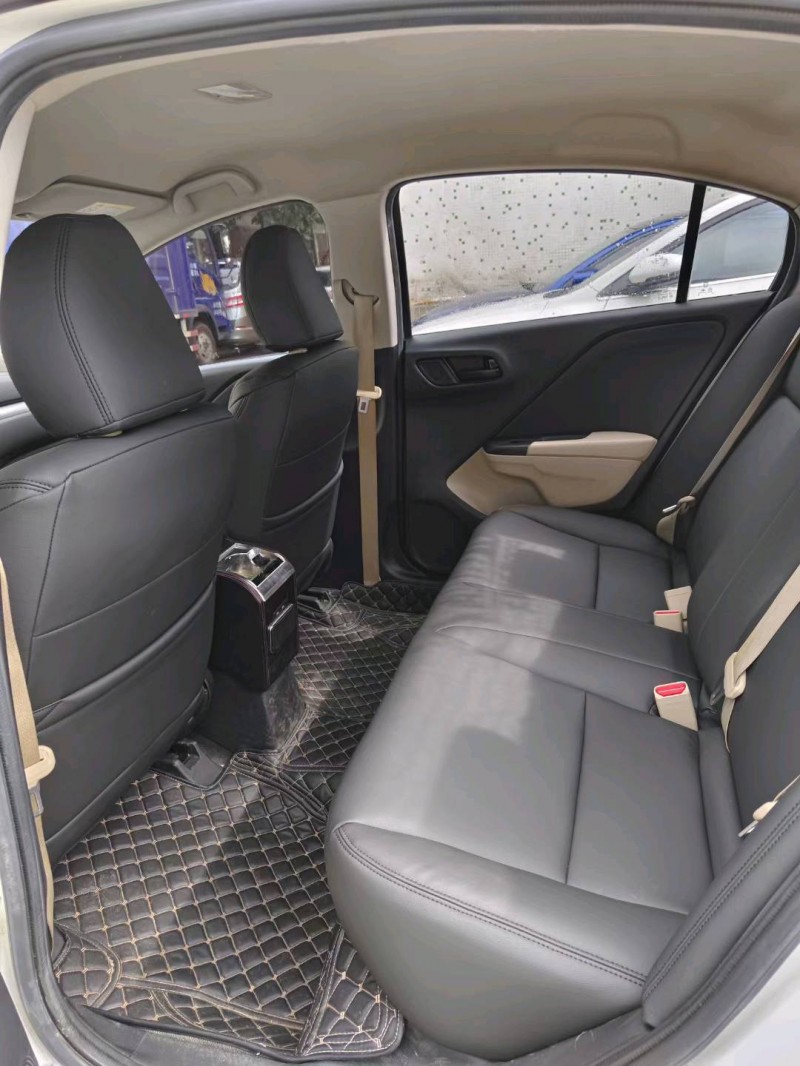 广州18年本田哥瑞5