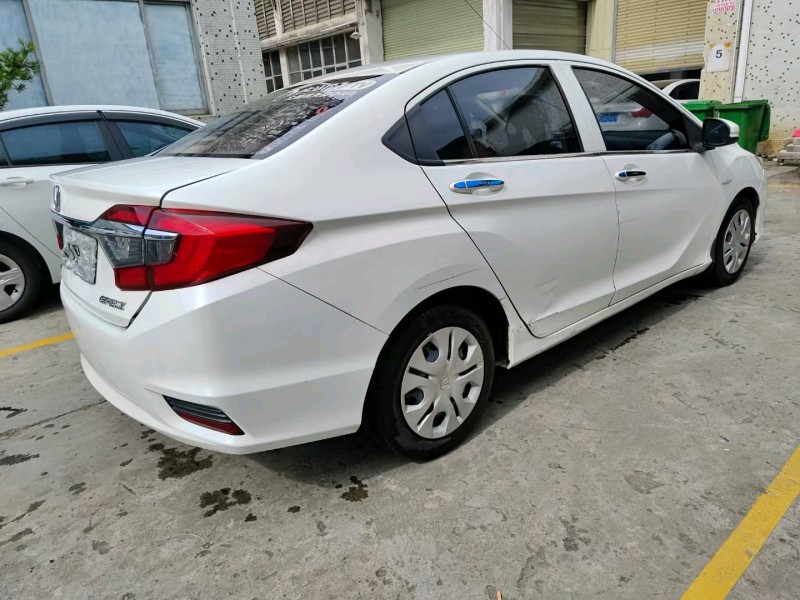 广州18年本田哥瑞8