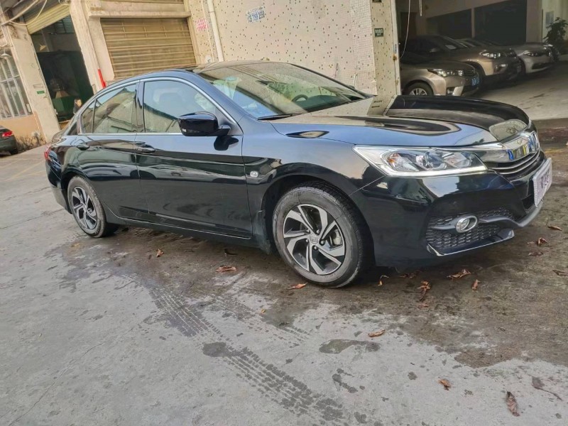 广州18年本田雅阁2