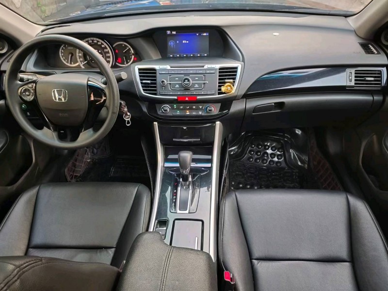 广州18年本田雅阁4