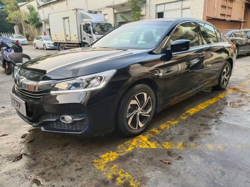 广州18年本田雅阁3