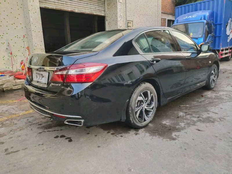 广州18年本田雅阁8