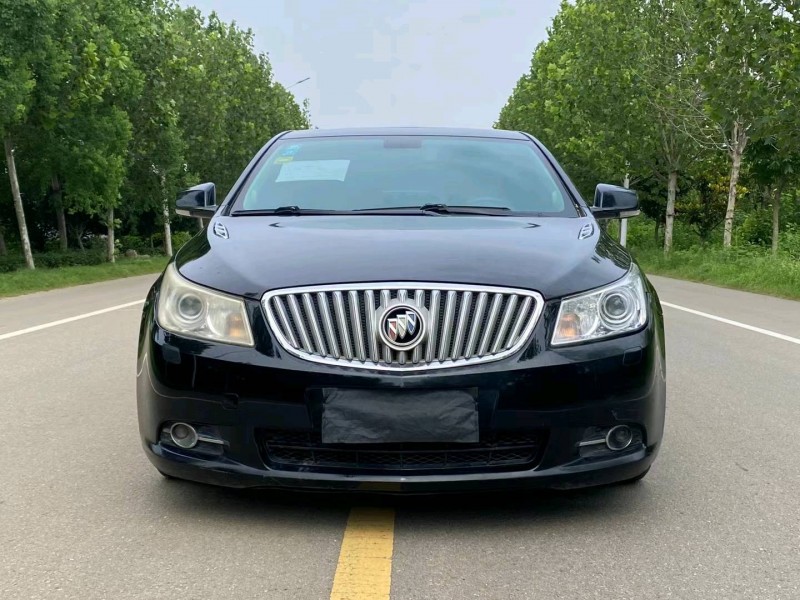 徐州11年别克君威9