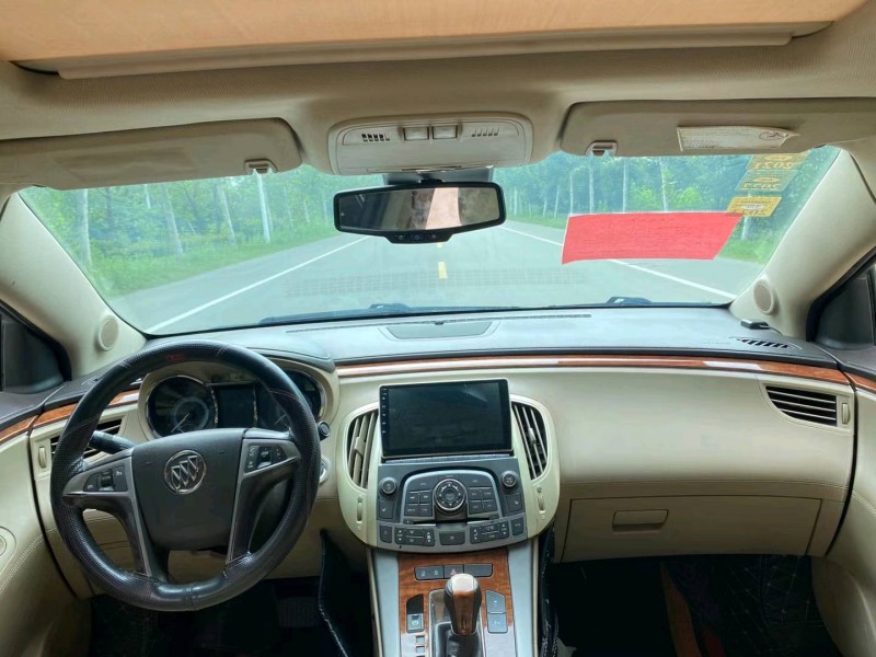 徐州11年别克君威6