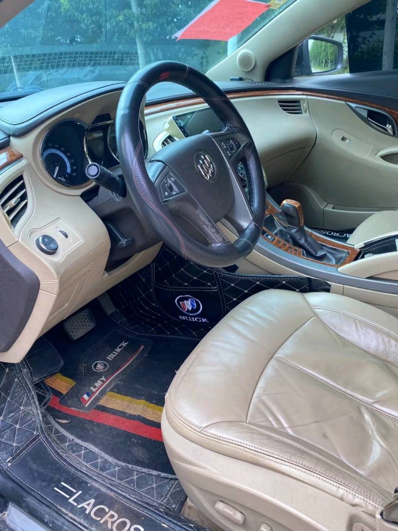 徐州11年别克君威4