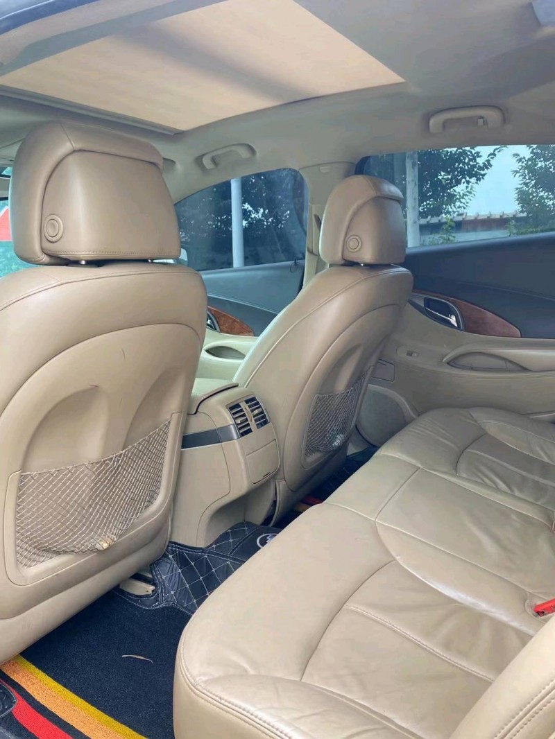 徐州11年别克君威5