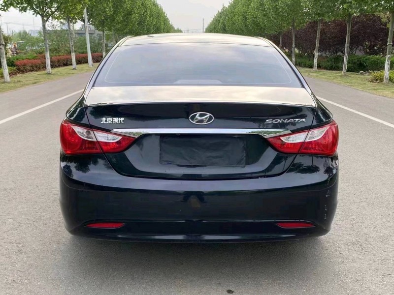 徐州13年现代索纳塔八9