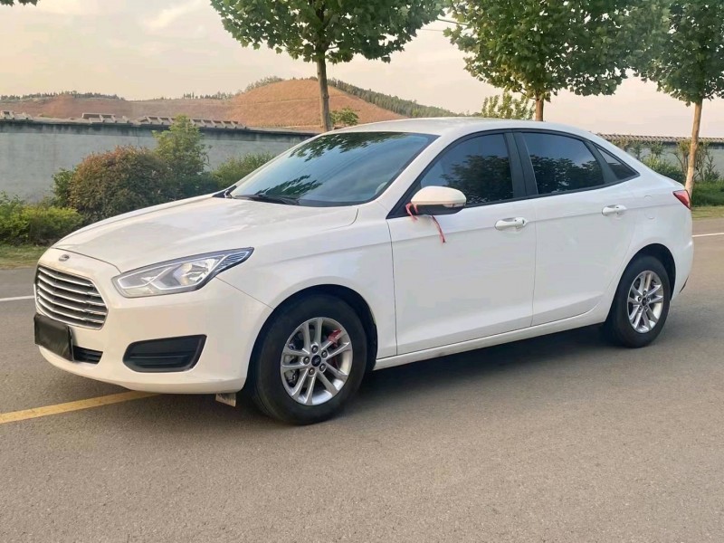 徐州21年福特福睿斯2