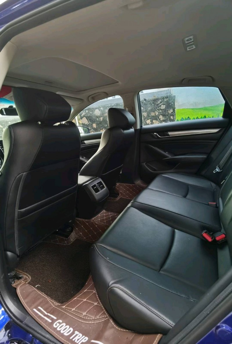 东莞20年本田雅阁7