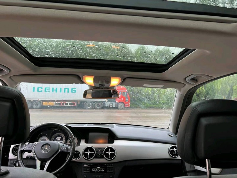 东营13年奔驰GLK7