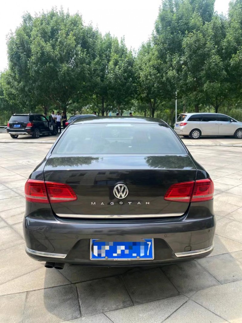 北京14年大众迈腾8