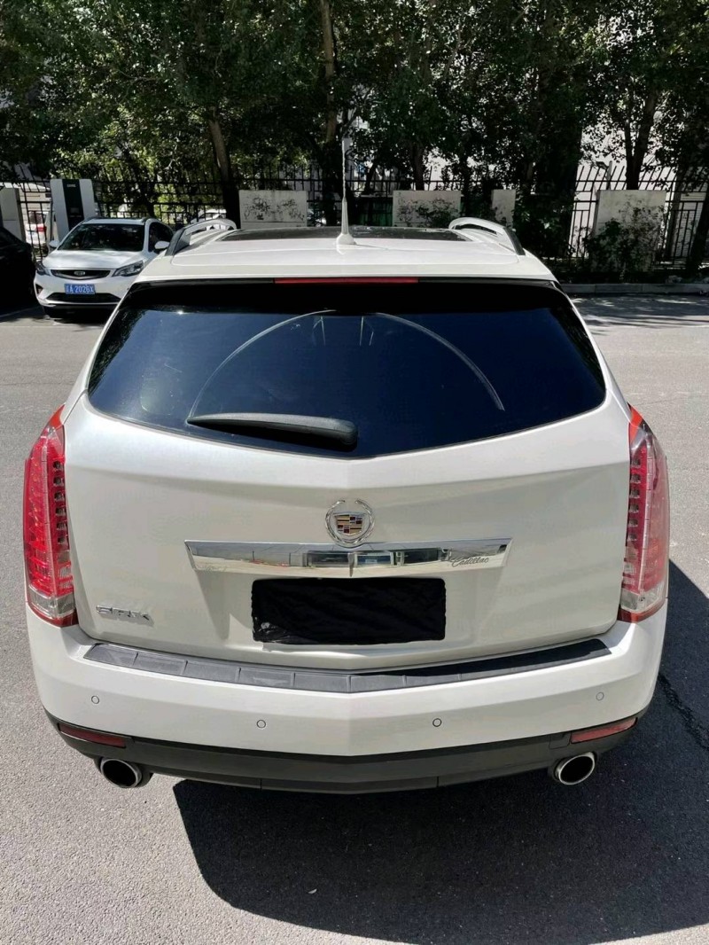 沈阳14年凯迪拉克SRX4