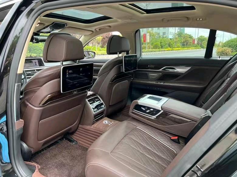 盐城19年宝马7系5