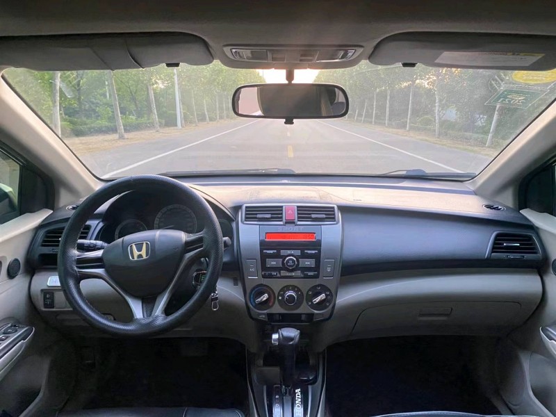 徐州12年本田锋范4