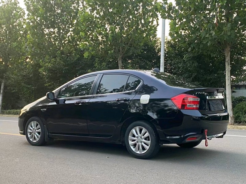 徐州12年本田锋范8