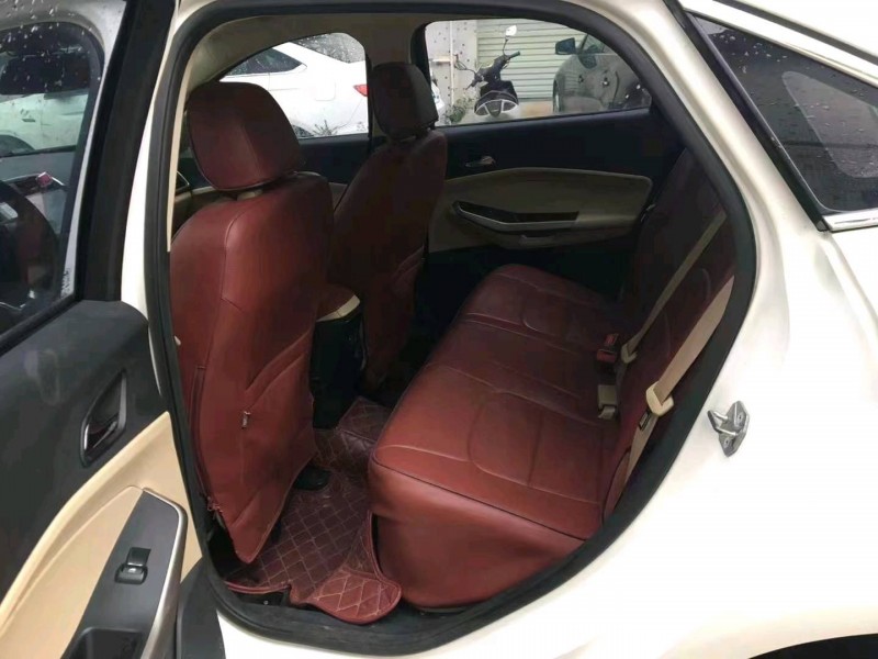 广州17年福特福睿斯4