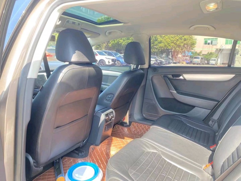 东莞16年大众迈腾8