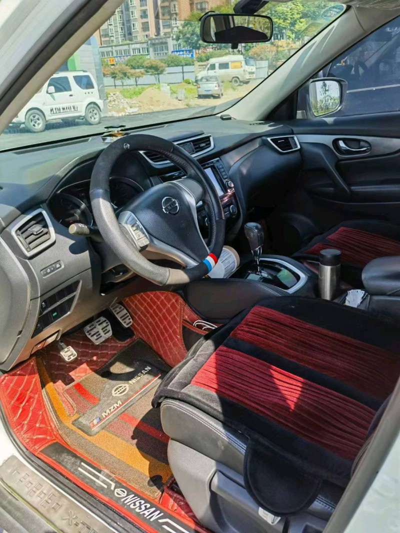 北京15年日产奇骏3